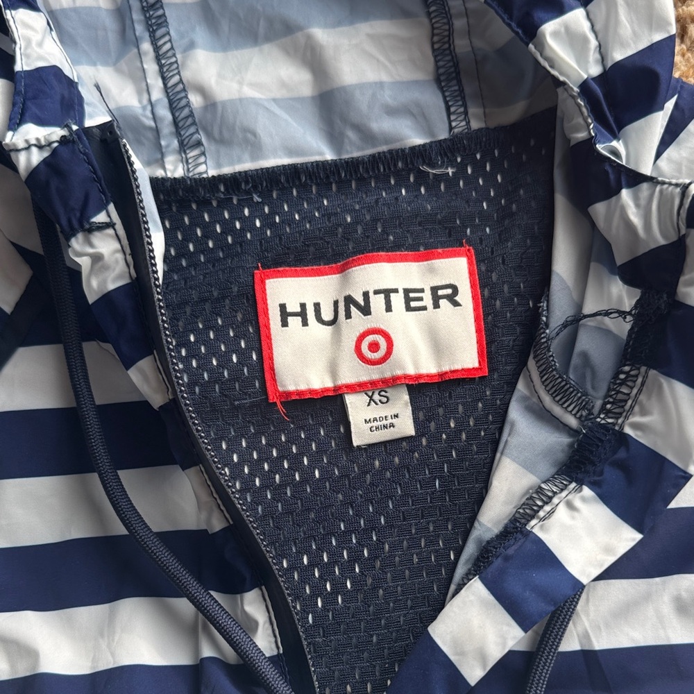 Hunter Rain Jacket - Picture 2 of 4